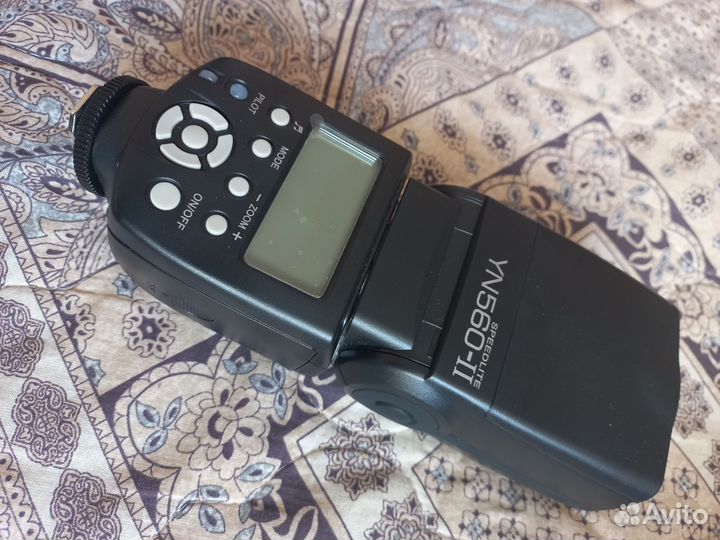 Вспышка камеры новая Yongnuo speedlite YN560-II