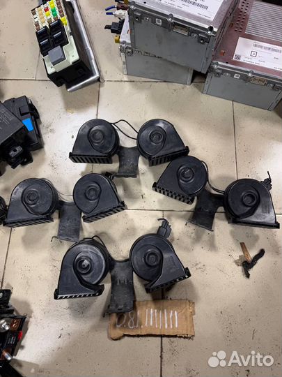 Сигнал звуковой I-Pace X590 2018