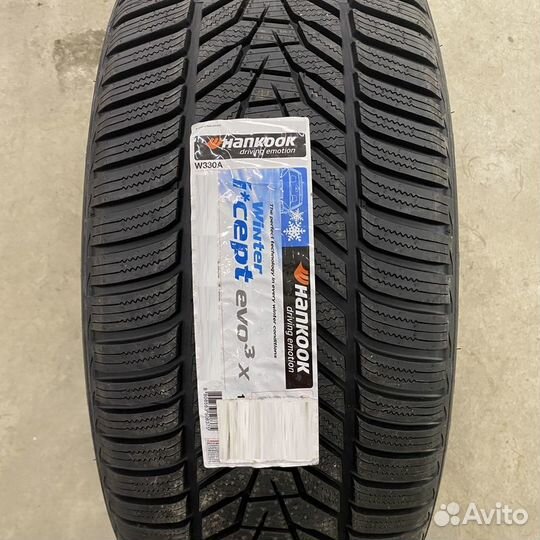 Hankook Winter I'Cept Evo 3 X W330A 315/40 R21 115V