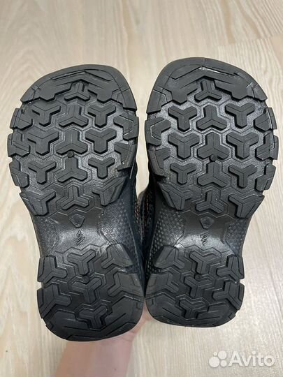 Ботинки новые Quechua