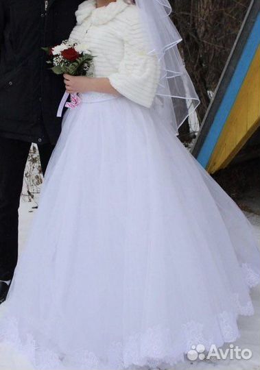 Свадебное платье