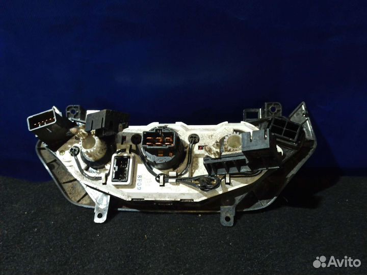 Блок управления климатом Chevrolet Aveo T250