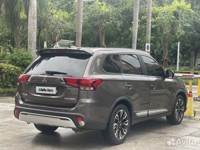 Mitsubishi Outlander 2.0 CVT, 2019, 62 300 км