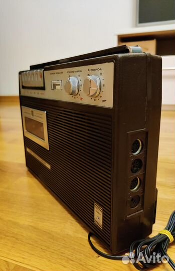 Кассетный магнитофон Электроника 302 + кассета б/у