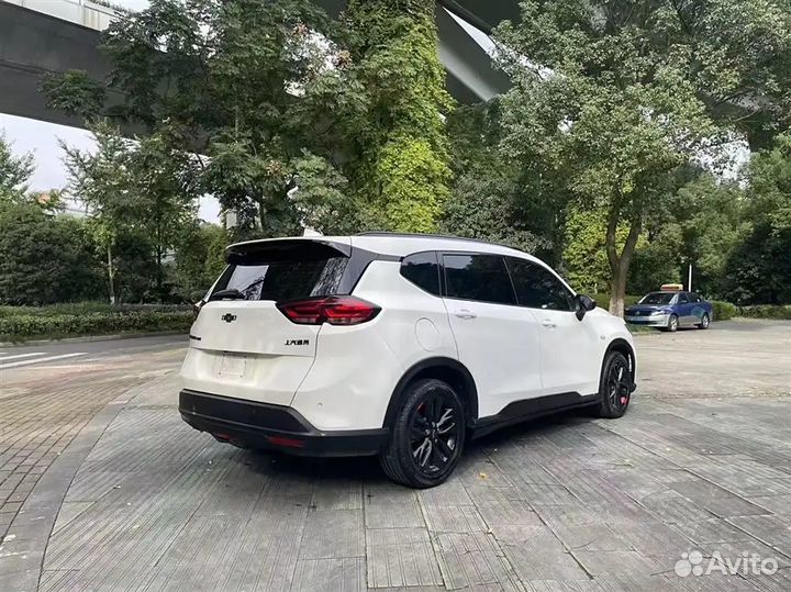 Chevrolet Orlando 1.4 AT, 2021, 31 600 км