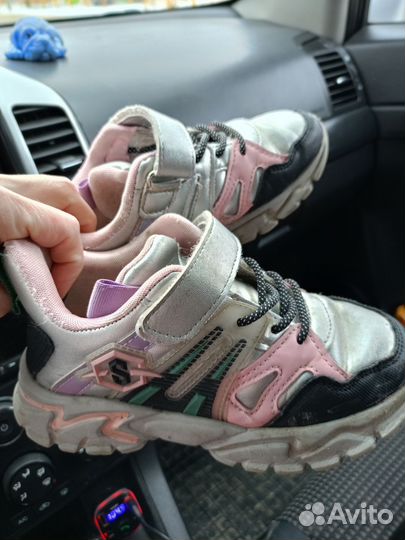 Кроссовки для девочки 31-32