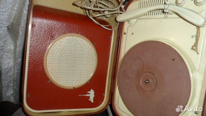 Радиолы симфония 003 ригонда стерео,техника СССР