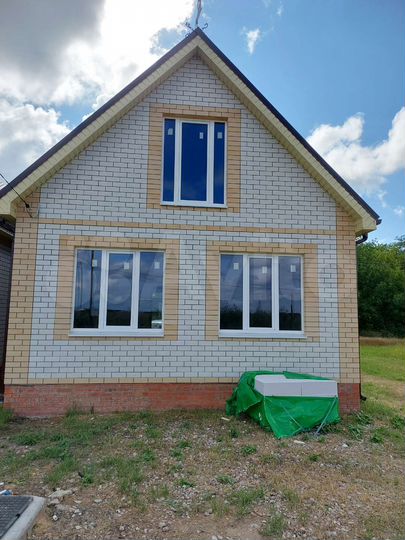 Дом 95,3 м² на участке 2,5 сот.