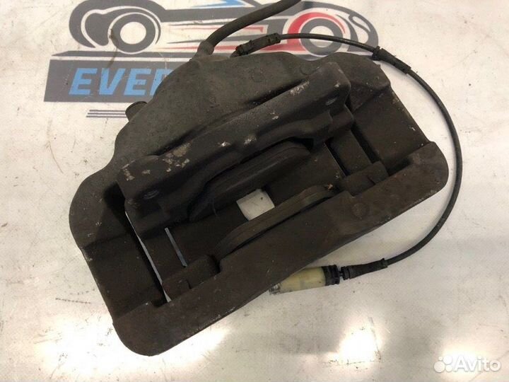 Суппорт передний левый Bmw 6-Series 645Ci E63