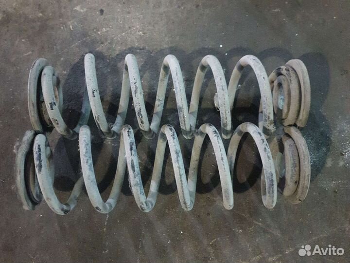 Задние пружины фольцваген гольф 5