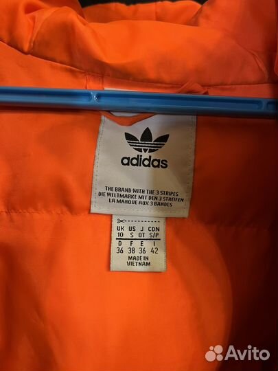 Куртка adidas женская