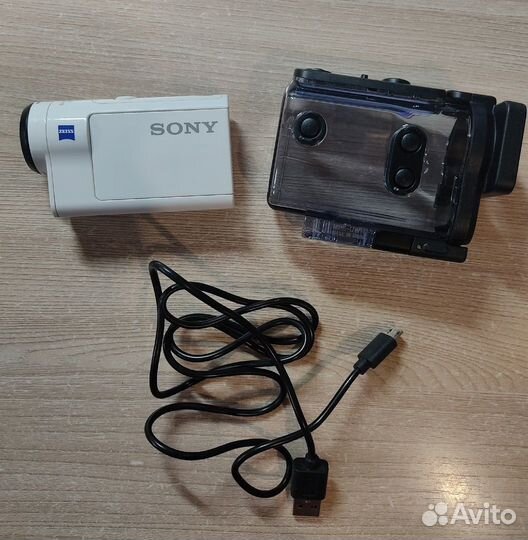 Экшен камера sony HDR AS300