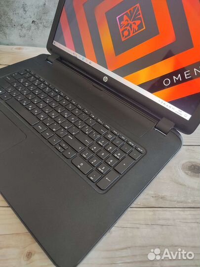 HP ноутбук 17.3