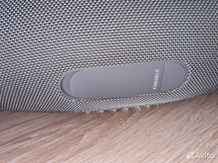 Портативная колонка JBL
