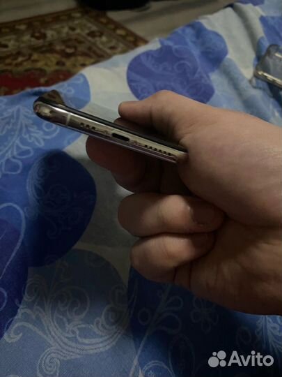 iPhone Xs, 256 ГБ