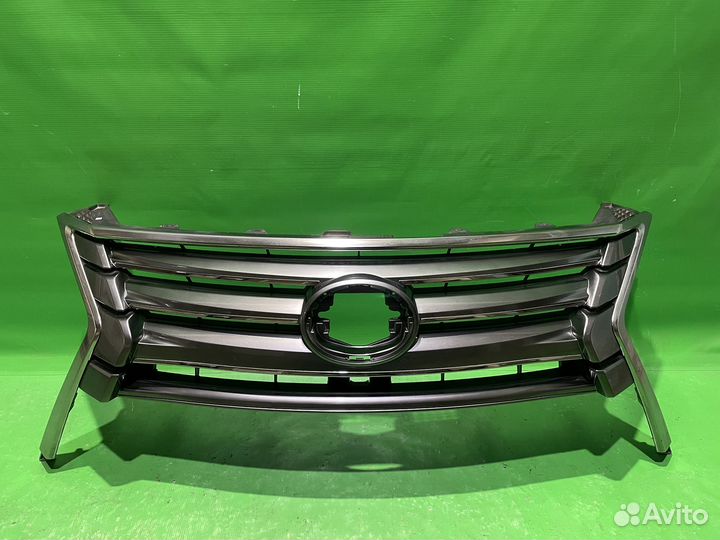 Решетка радиатора Lexus LX 2015+