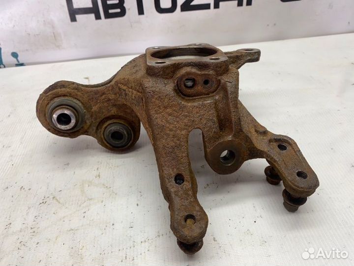 Кулак задний правый Kia Ceed хэтчбек G4FC 2009