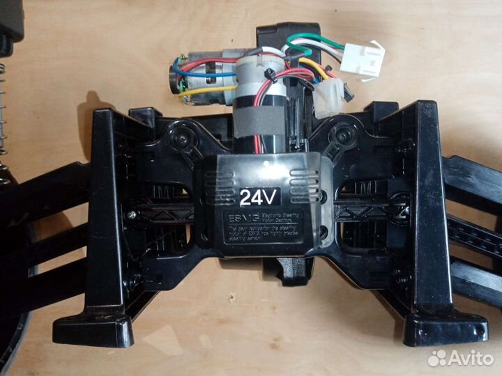 Детский электромобиль джип