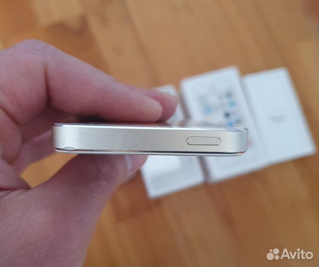 iPhone 5S, 32 ГБ