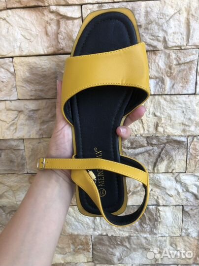 Сандалии женские 37 размер новые