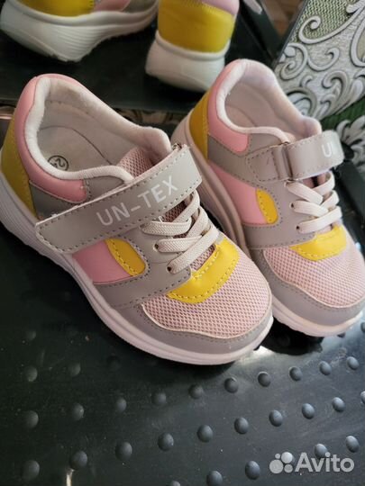 Кроссовки детские для девочек 24 размер