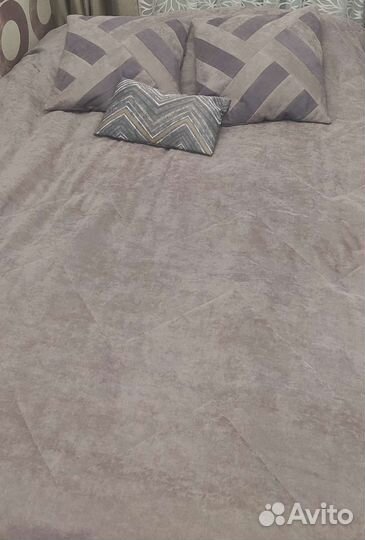 Покрывало на 2 х спальную кровать бу