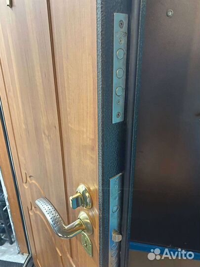 Дверь входная бу