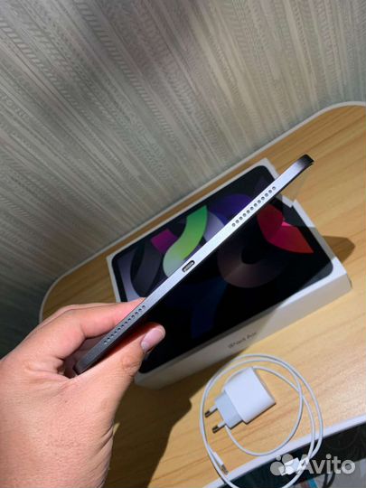 Планшет apple iPad air 4