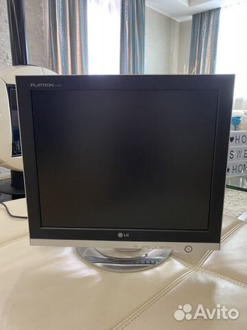 ЖК монитор LG flatron L1720P