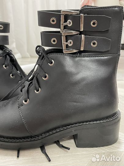 Ботинки женские
