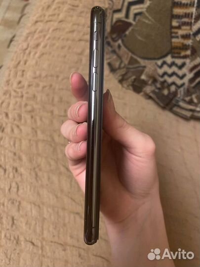 iPhone X, 64 ГБ