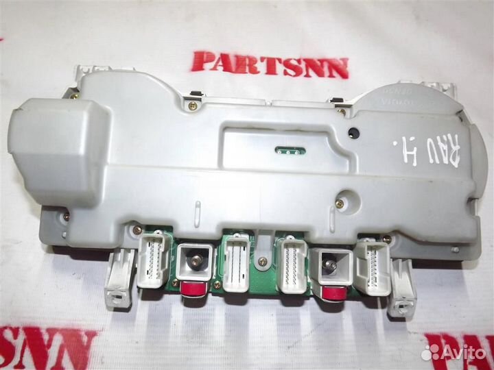 Панель приборов Тойота Рав 4