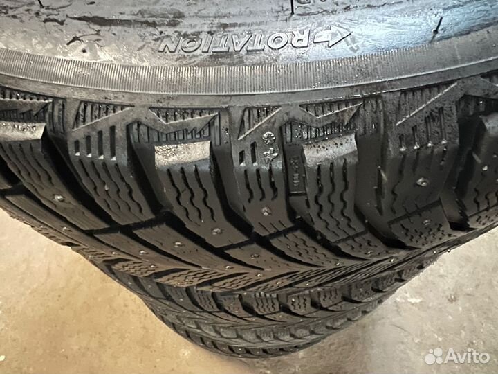 Michelin X-Ice North 4 235/45 R18 98Y