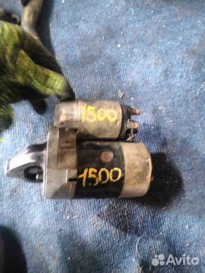 Стартер на ниса cube