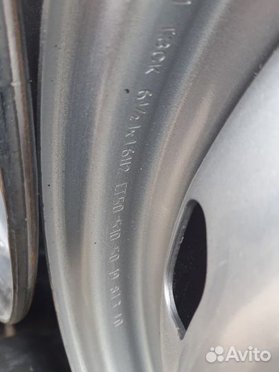 Штампованные диски на nissan terrano