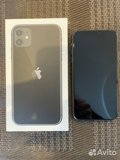 iPhone 11, 64 ГБ