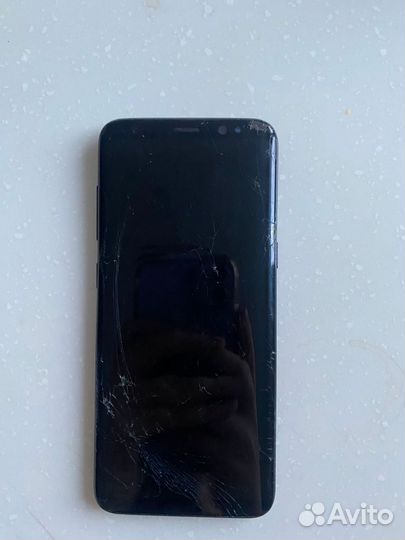 Samsung Galaxy S8, 4/64 ГБ