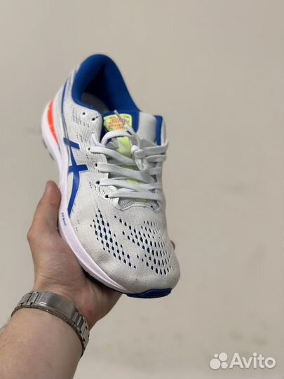 Кроссовки Asics Gel Kayano 28 мужские белые серые