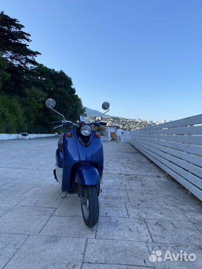 Yamaha Vino 2T с контейнера
