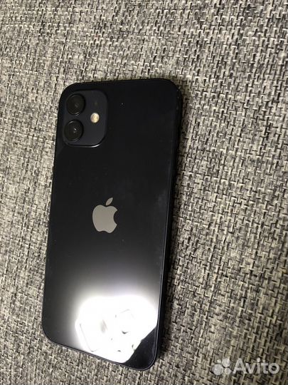 iPhone 12, 64 ГБ