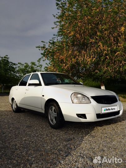 LADA Priora 1.6 МТ, 2012, битый, 300 000 км