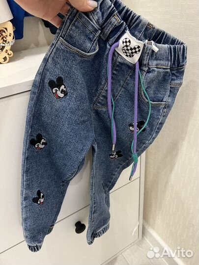 Новые Джинсы с микки для девочек 86-98р