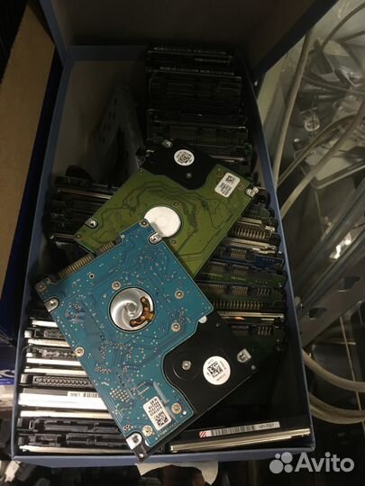 Жесткие диски HDD 2.5