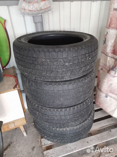 Bridgestone Blizzak DM-V1 245/55 R19