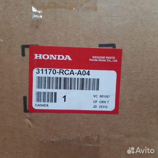 Оригинальный натяжитель ремня приводного Honda