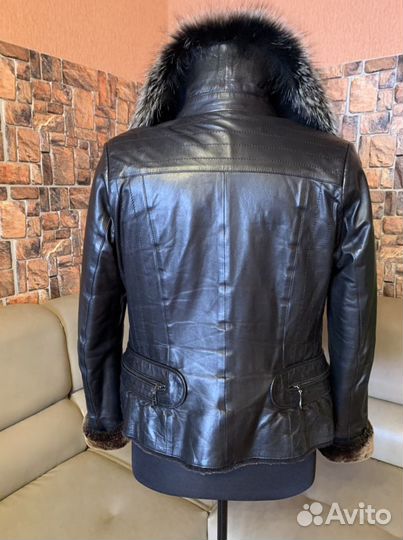 Продам новую дубленку