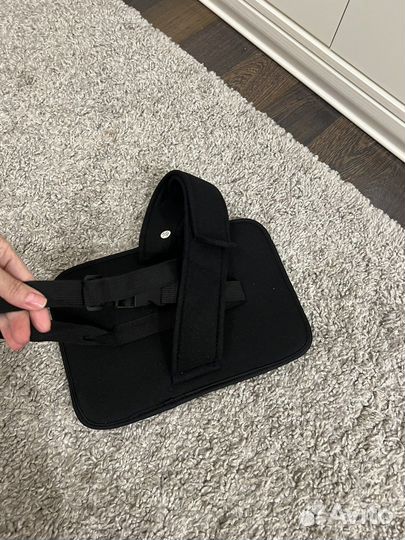 Зеркало, за наблюдением ребенка в машине