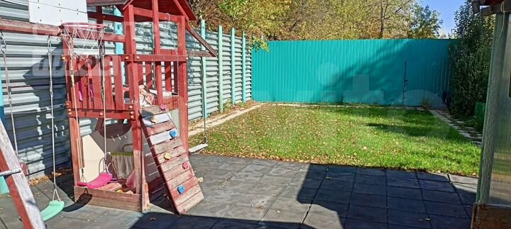 Дом 253,1 м² на участке 9 сот.