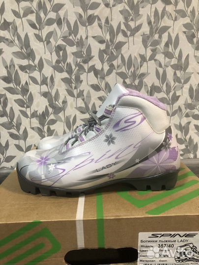 Беговые лыжи tisa