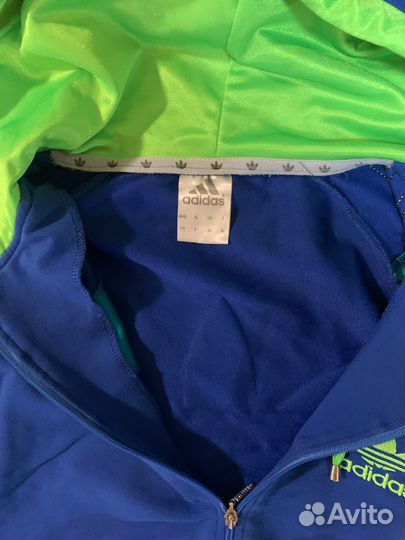 Спортивный костюм женский